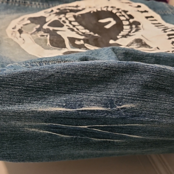 𝅺cropped Distressed Denim Jean Jacket - Picture 6 of 11